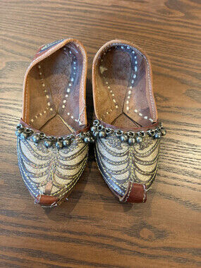 Cute ornamental, leather, Indian shoes, handmade